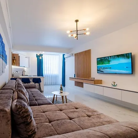 Building Stefan Promenada Pools Beach Resort Apartments Apartmán Năvodari