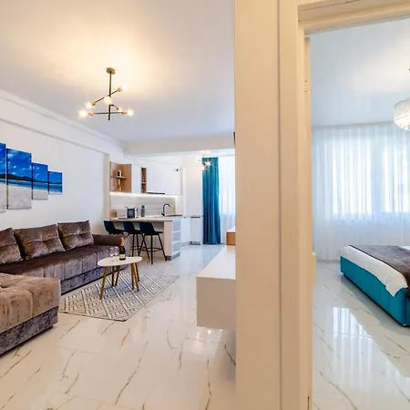 Building Stefan Promenada Pools Beach Resort Apartments Năvodari